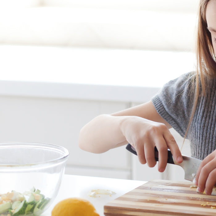 10 benefits of cooking with your child