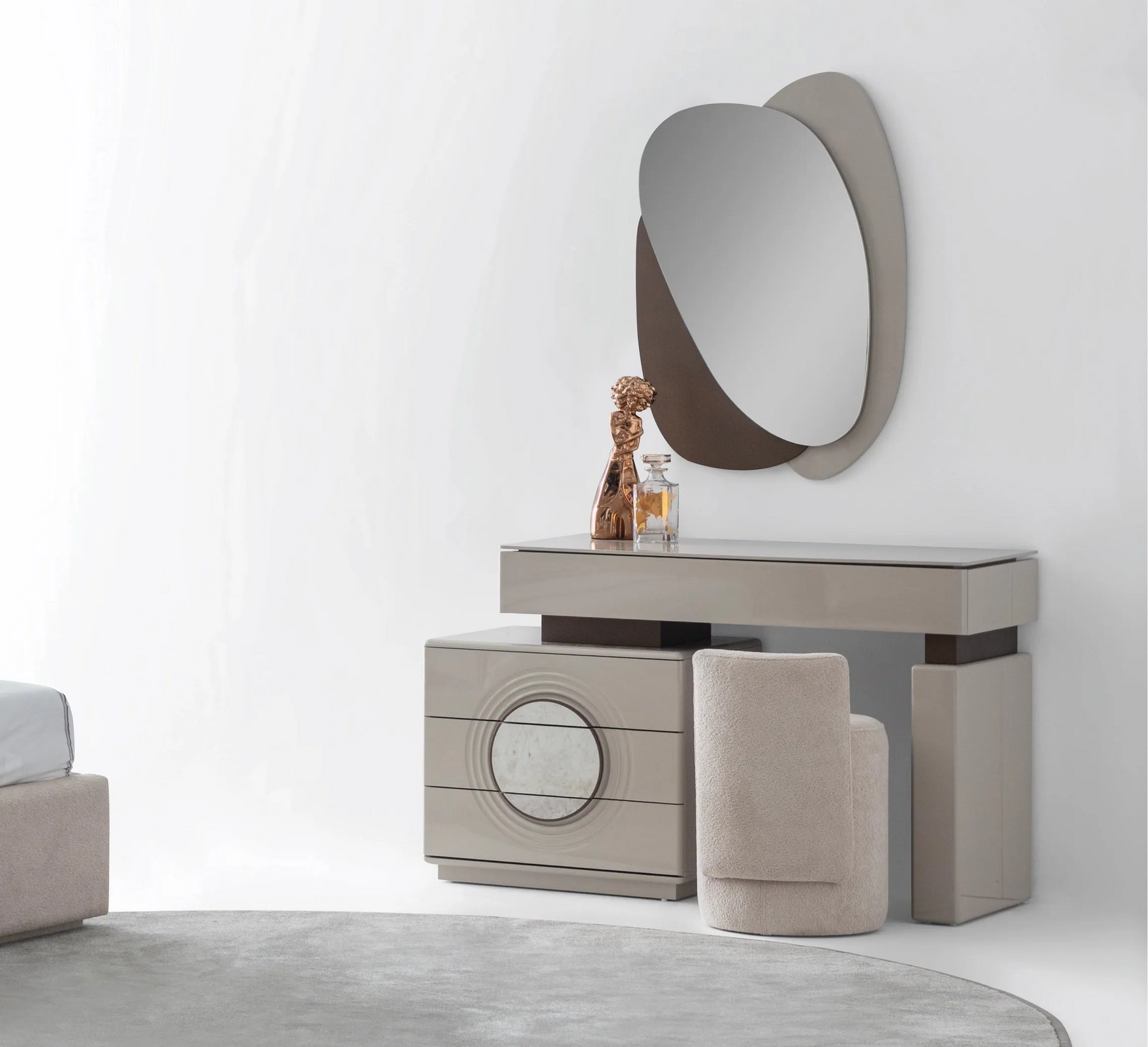 Beyond Minimalism: How to Master the "Warm Minimalist" Aesthetic