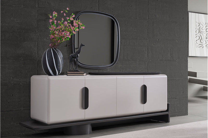 Aurelisse Mirror from the Aurelisse collection, view 9