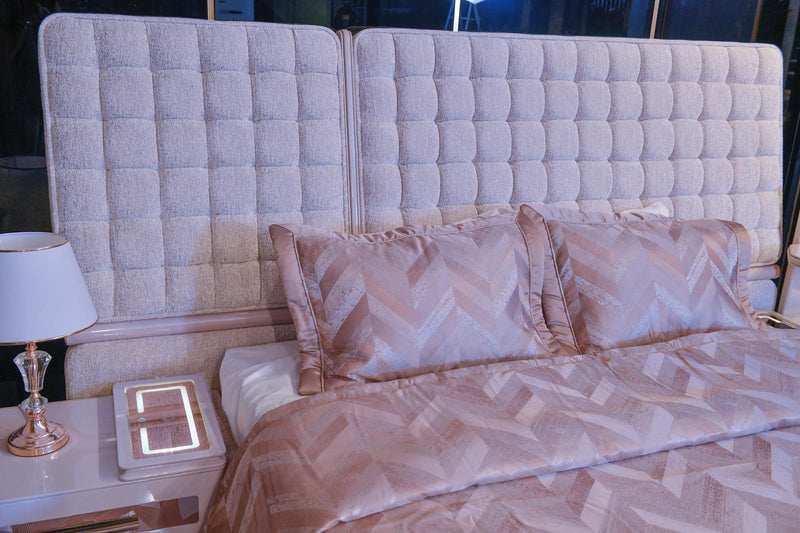 Lindell Bed from the Lindell collection, view 3