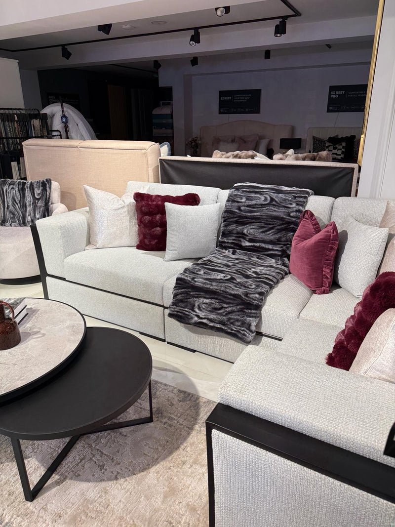 Atmacha Home And Living Outlet 305x210 / Right Facing / Matt black Ex Display Africa Corner Sofa(305x210 cm)
