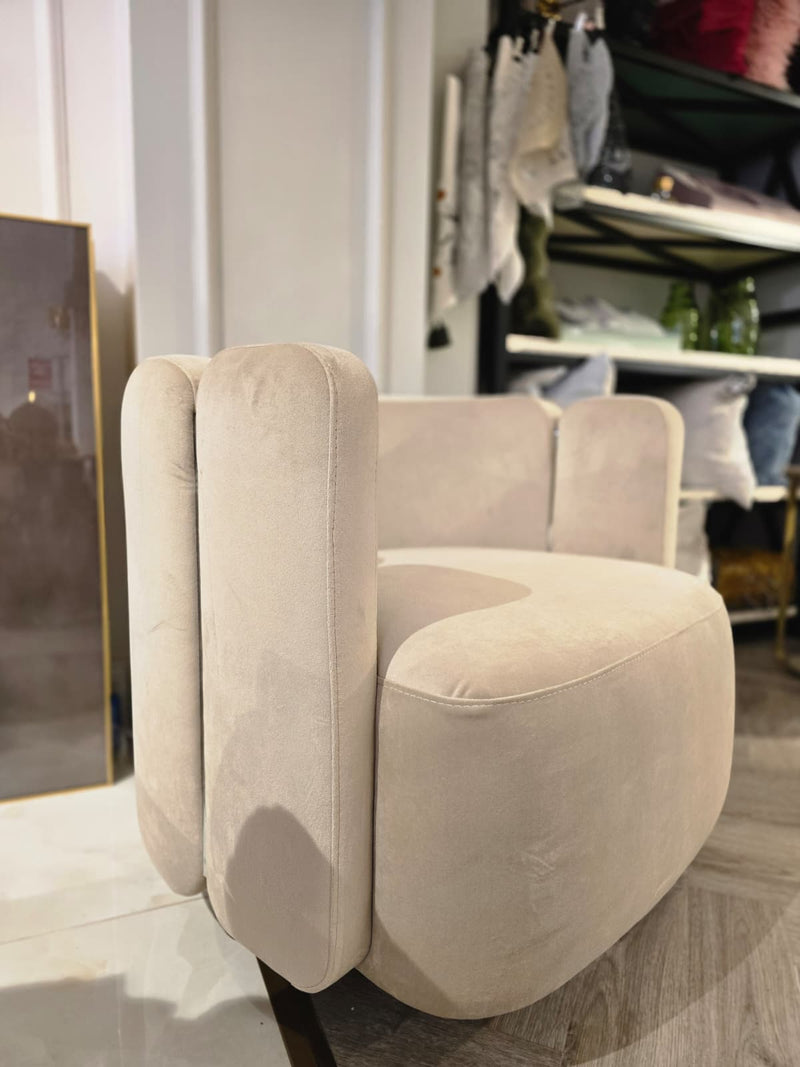 Atmacha Home And Living outlet Armchair / Cream / Chrome Ex Display Gilletti Armchair