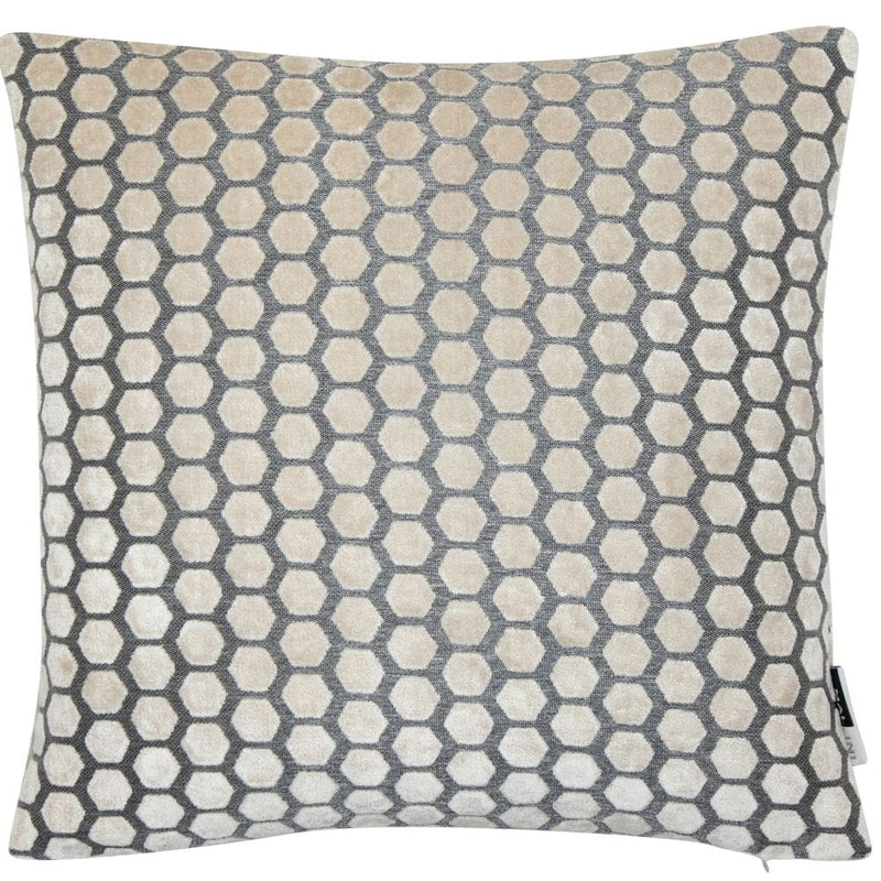 Atmacha Home & Living Cushion 43x43 cm / Cream SMALL HEX CUT  VELVET CREAM / 43x43 cm