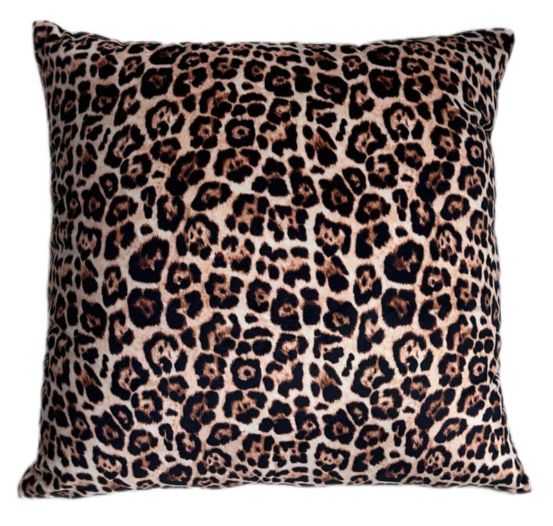 Atmacha Home & Living Cushion 45x45 cm / Assorted PAUL MONEYPENNY LEOPARD SPOT WITH BOW  45x45 cm